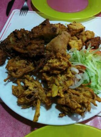 ROZANA Indian Restaurant