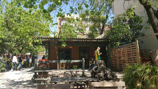 L' Escorça pinxos i vins