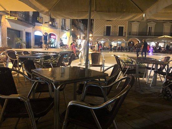 El cafe de la plaça