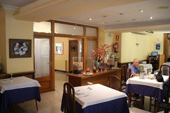 Hostal Grau Restaurant Hotel