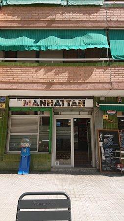 Bar Manhattan