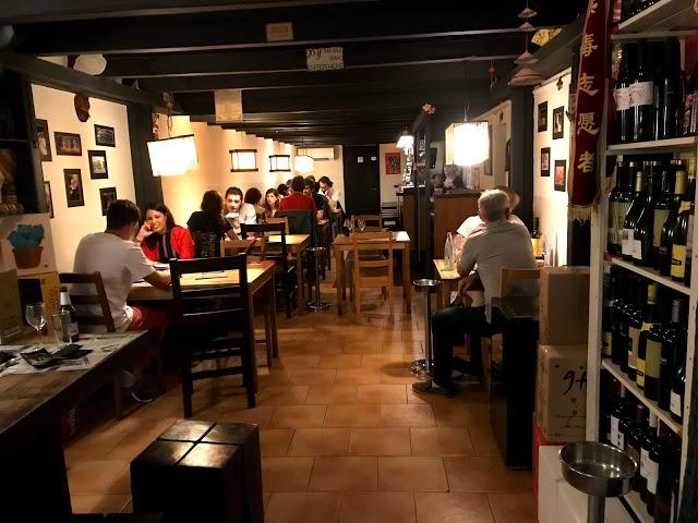 Momos, Tapes amb palillos