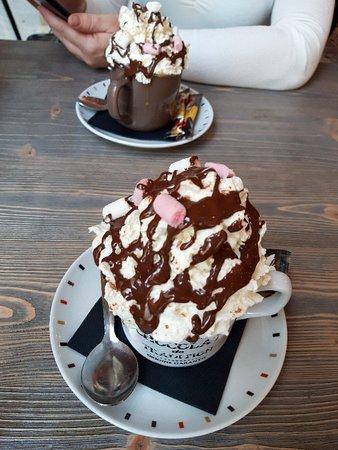 Tres Quarts De Quinze