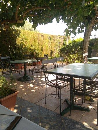 La Tenalla Restaurant