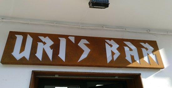 Uri's Bar