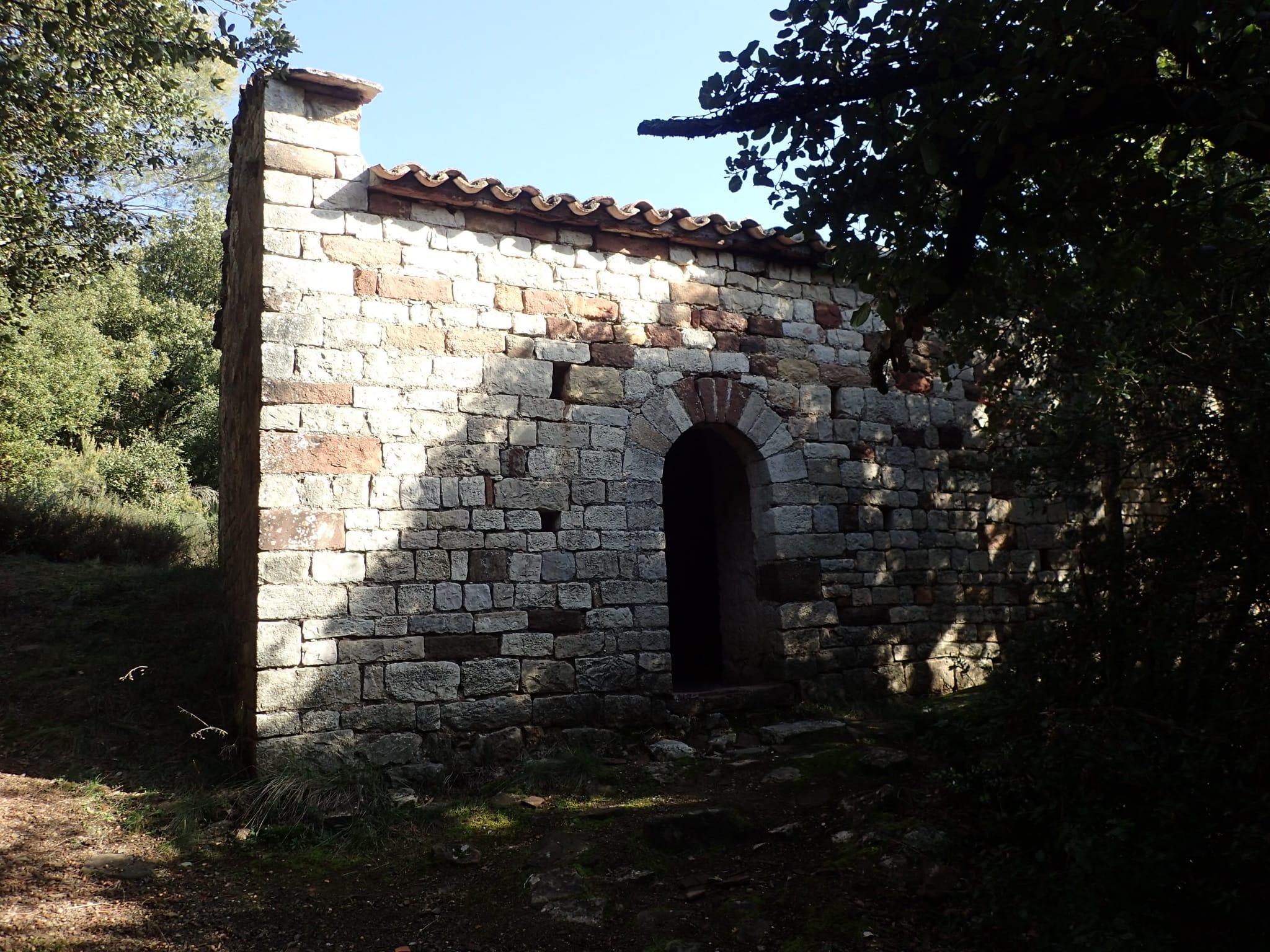 Capella de Sant Miquel de Canyelles