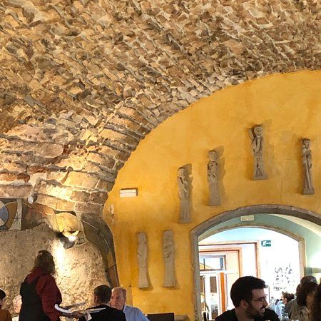 Restaurant Abat Cisneros